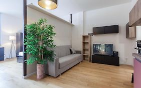 Stylish & Modern Studio Milano